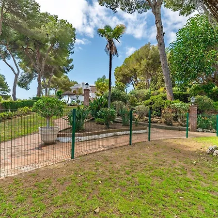 Miraflores Jardin A Apartment *
